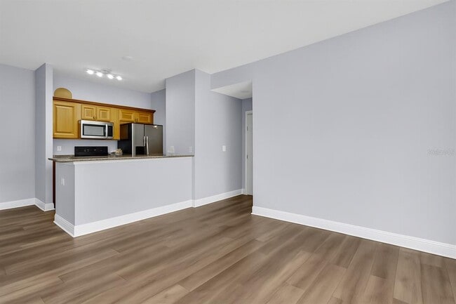 Building Photo - 10110 Winsford Oak Blvd