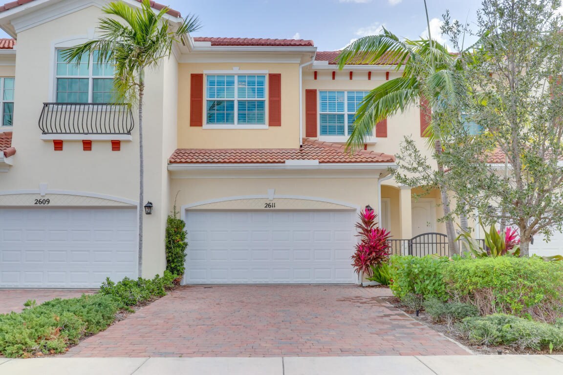 Foto principal - 2611 Frederick Blvd