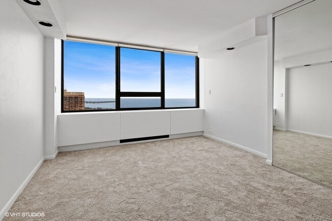 Foto del edificio - 2800 N Lake Shore Dr