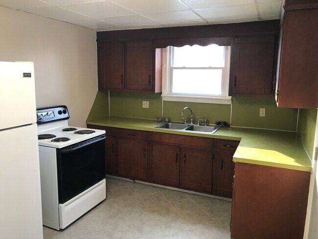 Building Photo - 520 S Cannon Ave