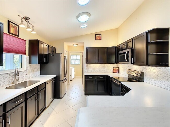 Foto del edificio - 2423 Ansley Path