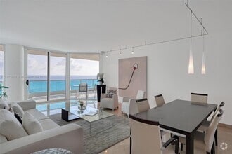 Building Photo - 5025 Collins Ave