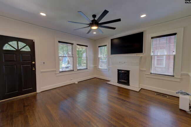 Foto del edificio - 2405 Sumter St