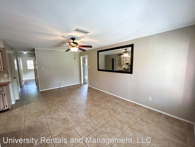 Building Photo - 4 br, 3 bath House - 3136 NW 47th Place