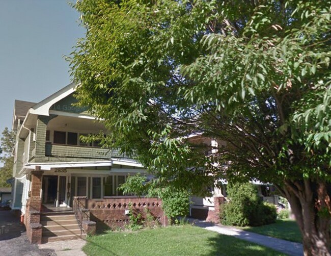 Foto del edificio - 2835 Avondale Ave