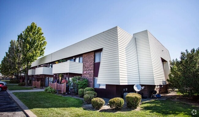 Building Photo - Cedar Run Apartments