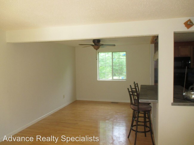 Building Photo - 7225 Cactus Rd