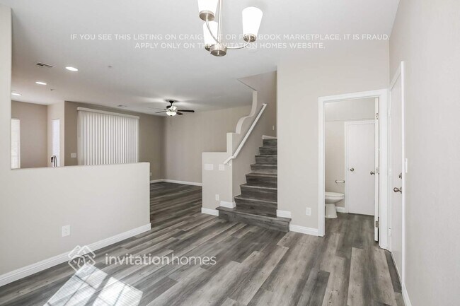 Building Photo - 620 Desert Silk Ct