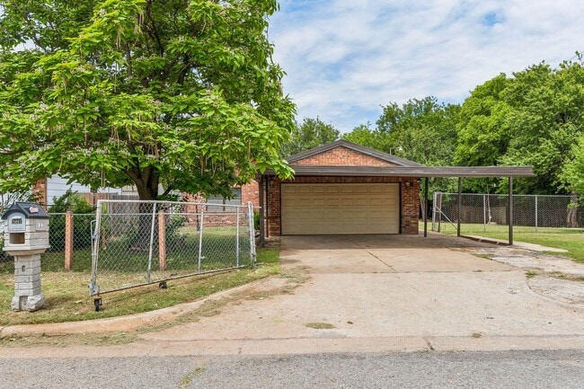 Foto del edificio - 3 bed, 1.5 bath in OKC,OK