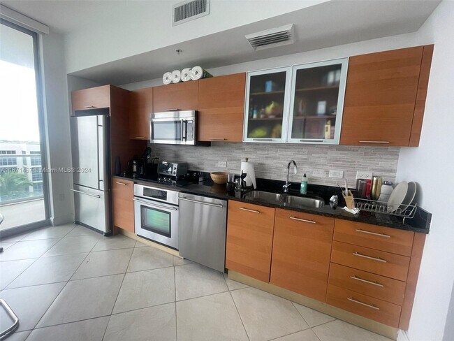 Foto del edificio - 3470 E Coast Ave