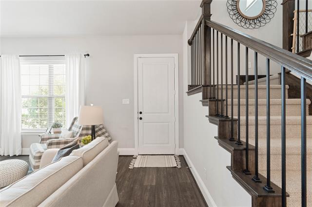Foto del edificio - 1816 Roundtree Cir W