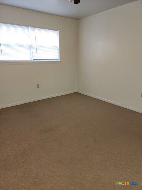 Foto del edificio - 309 Sunset Ln