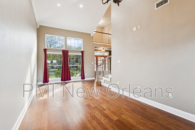 Foto del edificio - 114 Eden Isles Dr