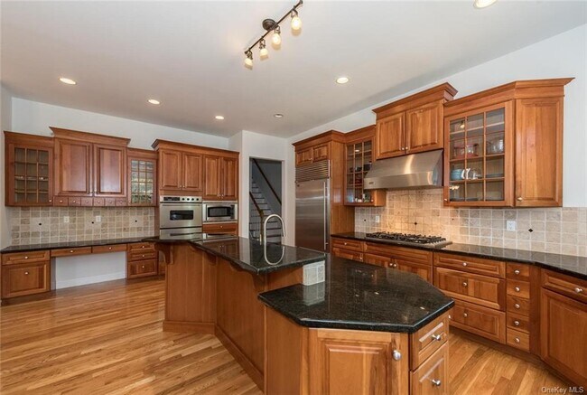 Foto del edificio - 7 Hope's Farm Ln