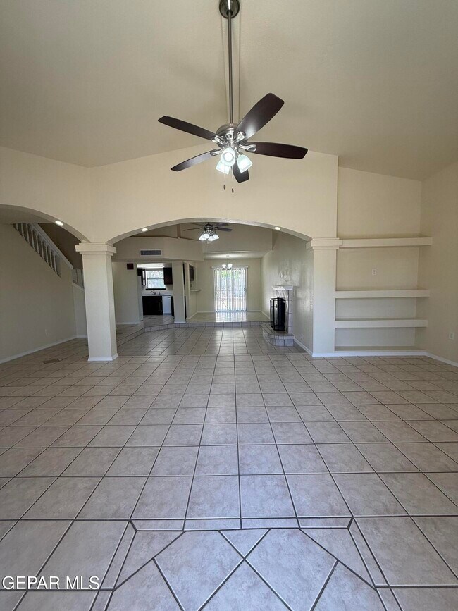 Foto del edificio - 12000 Ivory Gate Way