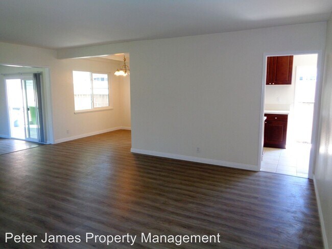Building Photo - 14775 San Feliciano Dr