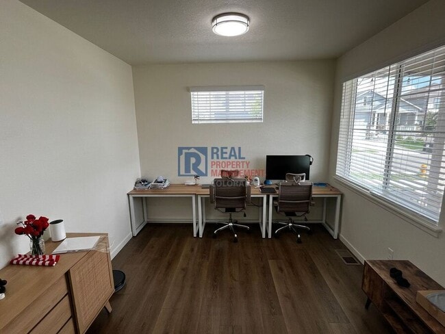 Foto del edificio - 13725 Siltstone St