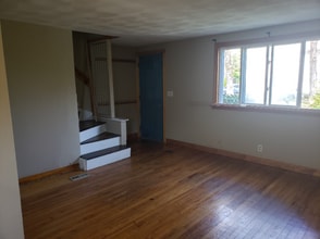 Building Photo - 71 Ranger Rd