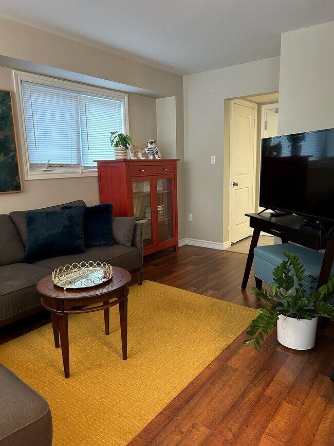 Photo du bâtiment - 1418 Simcoe St S