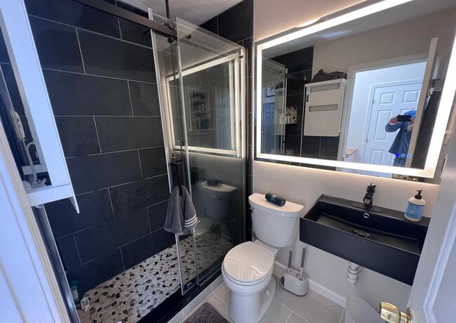 Foto del edificio - 608 Dorchester Ave
