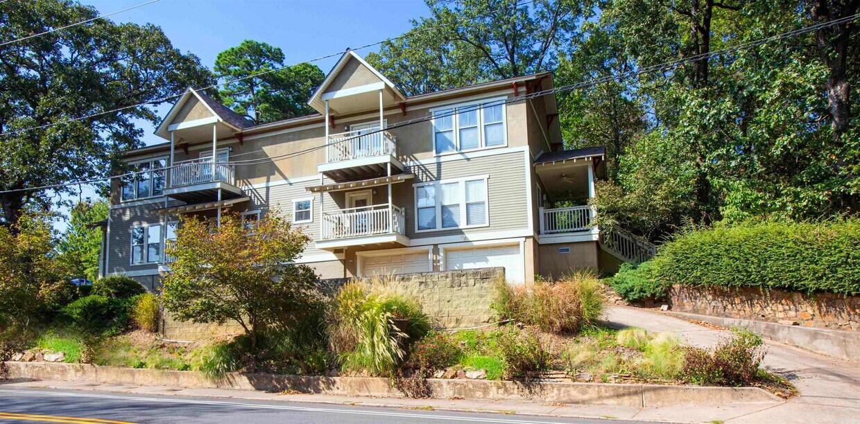 3124 Kavanaugh Blvd, Little Rock, AR 72205 Condo for Rent in Little