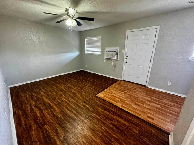 Foto del edificio - 1710 10th St