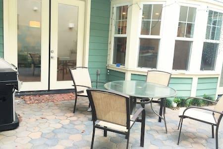 Foto del edificio - 4257 Rivermark Pkwy