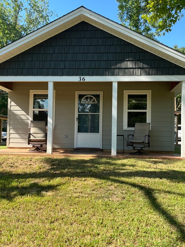 Front View - 40 Hobson St