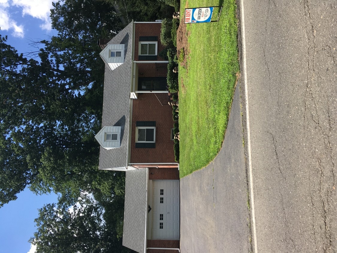 513 Lafayette Ave, Wyckoff, NJ 07481 House Rental in Wyckoff, NJ