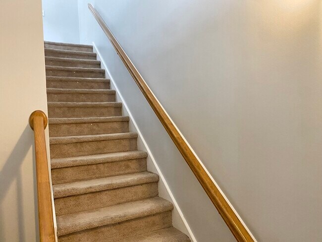 Foto del edificio - 152 Tyson Commons Ln