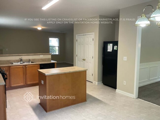 Building Photo - 876 Win West Pointe NE