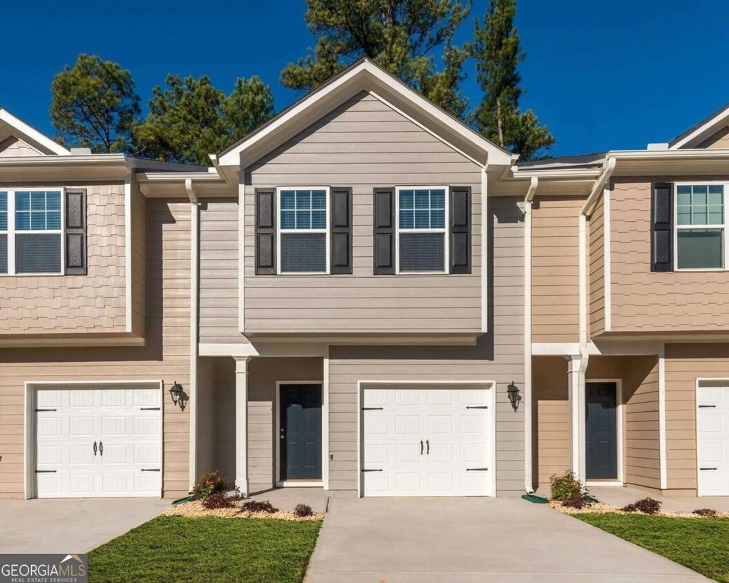 Foto principal - 513 Highwood Ln