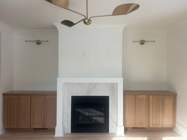 Sala de estar - 1028 E Meadow Pl