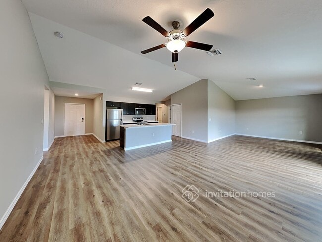 Foto del edificio - 833 NE 9th St