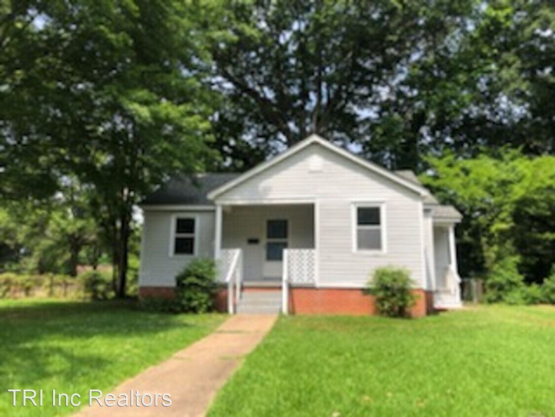 2 br, 1 bath House 123 Tedford St House Rental in Tupelo, MS