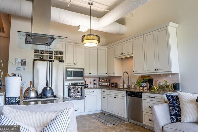 Foto del edificio - 3820 Roswell Rd NE