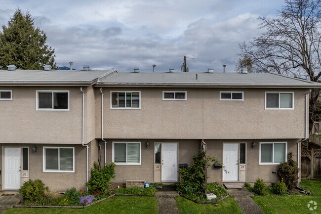 Building Photo - Woodbine Townhouses