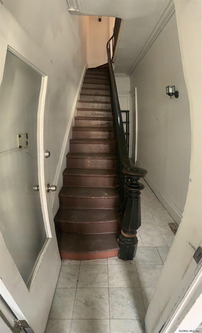 Foto del edificio - 130 Grand St