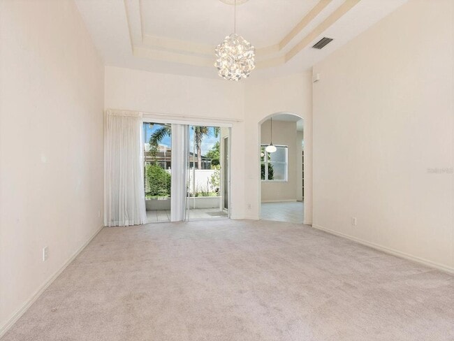 Building Photo - 6754 W Country Club Ln