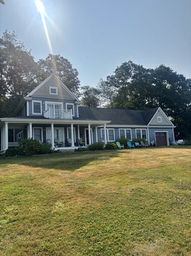 Building Photo - 138 Old Black Point Rd