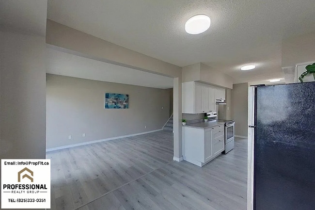 Photo du bâtiment - 124 Centennial Crt NW