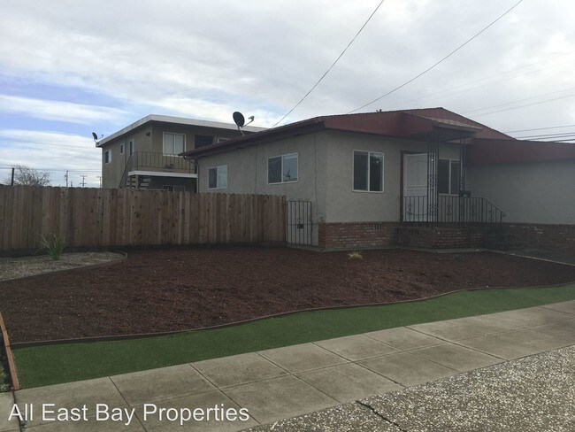 Foto del edificio - 2 br, 1 bath Apartment - 540 S 16th Street
