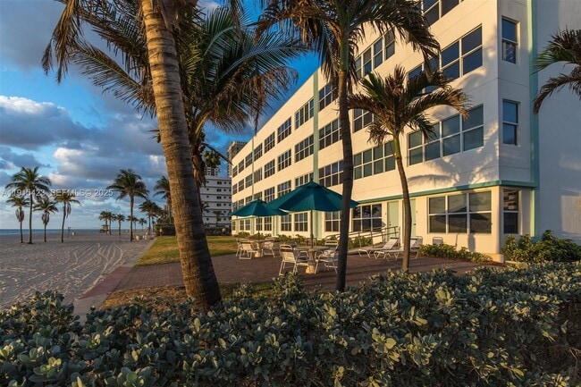 Building Photo - 1801 S Surf Rd