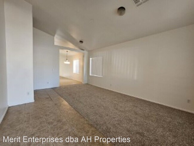 Foto del edificio - 3 br, 2 bath House - 7204 S 56TH LN