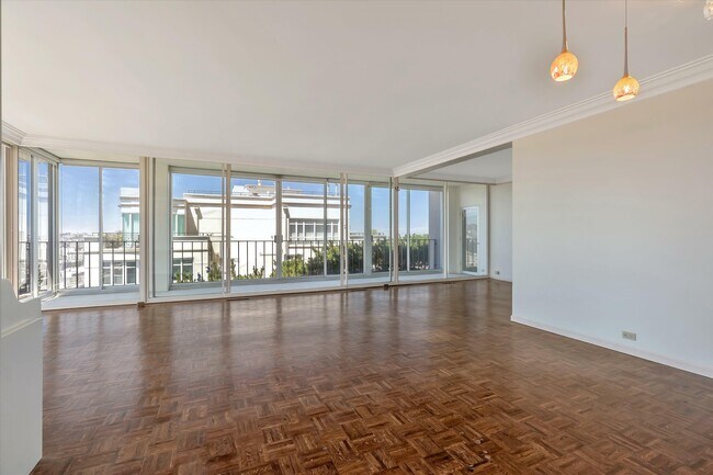 Photo - 1333 Jones St Apartment