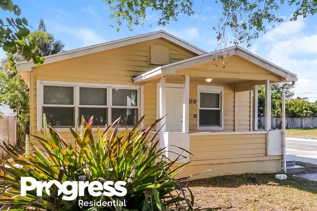 Foto del edificio - 1319 Lucerne Ave