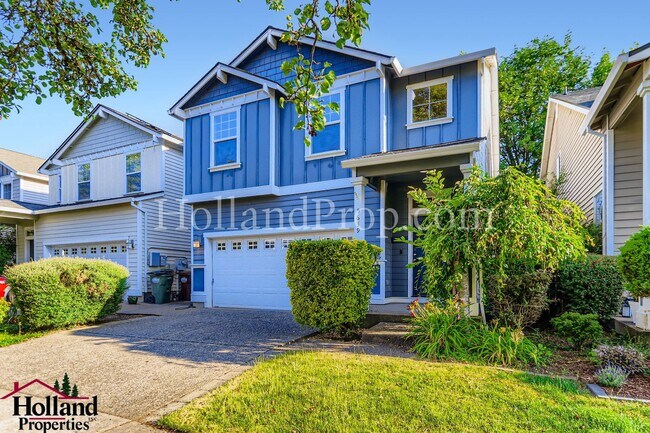 Photo - Charming 4-Bedroom Home with Private Hot T...