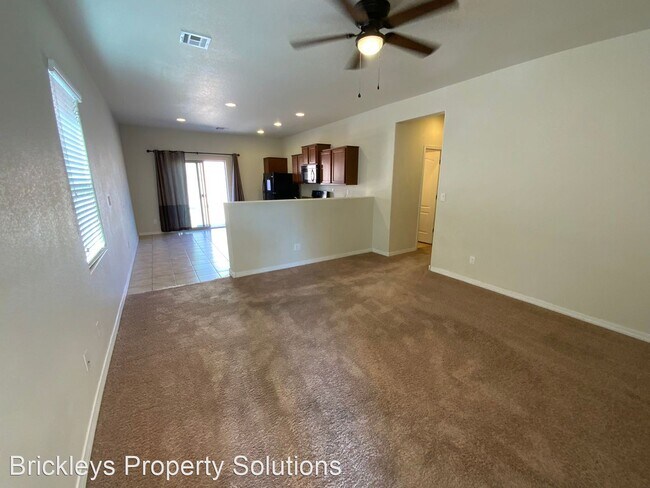 Building Photo - 3 br, 2 bath House - 1737 Chisholm Trl NE