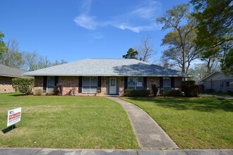 Building Photo - 12299 Sherbrook Dr