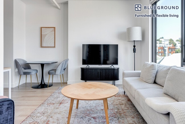 Foto del edificio - 1395 22nd St